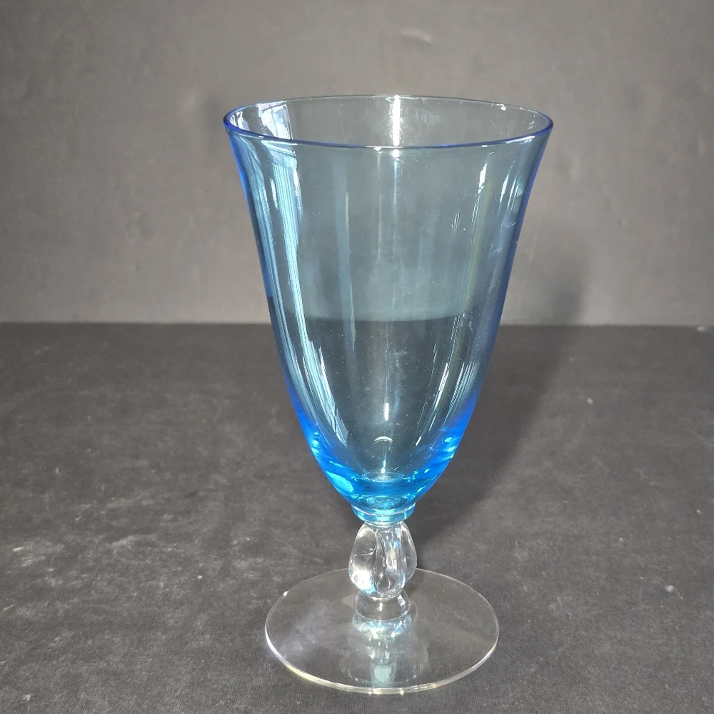 Seneca Blue Belnor Ice Tea Glasses, Stemmed Goblets, Set of 7, Elegant Drinkware - Picture 3 of 7